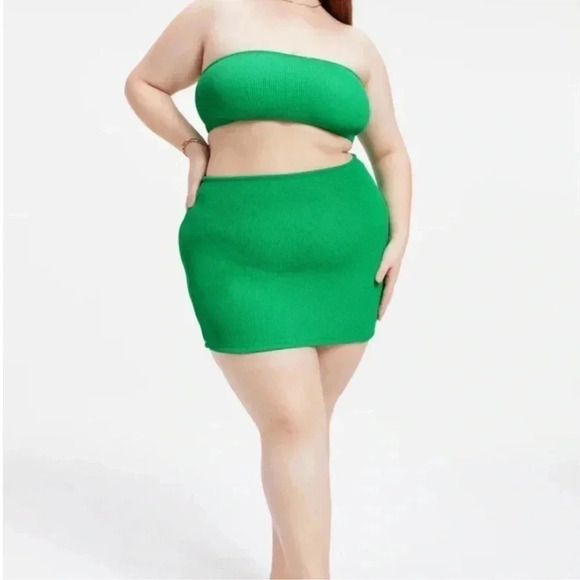 NWT Good American Summer Green Always Fits Swim Miniskirt, Size 7/8 (4XL-5XL) - Picture 2 of 10
